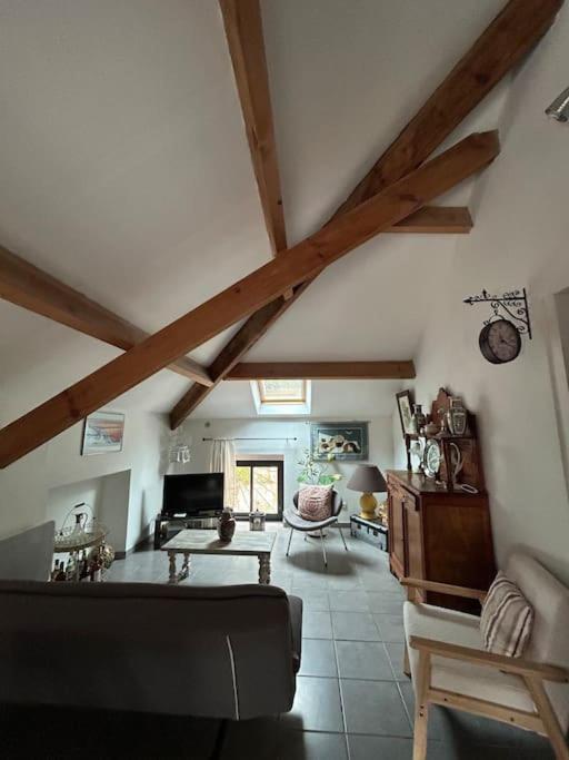 Au Coeur D'un Village Apartment Foce
